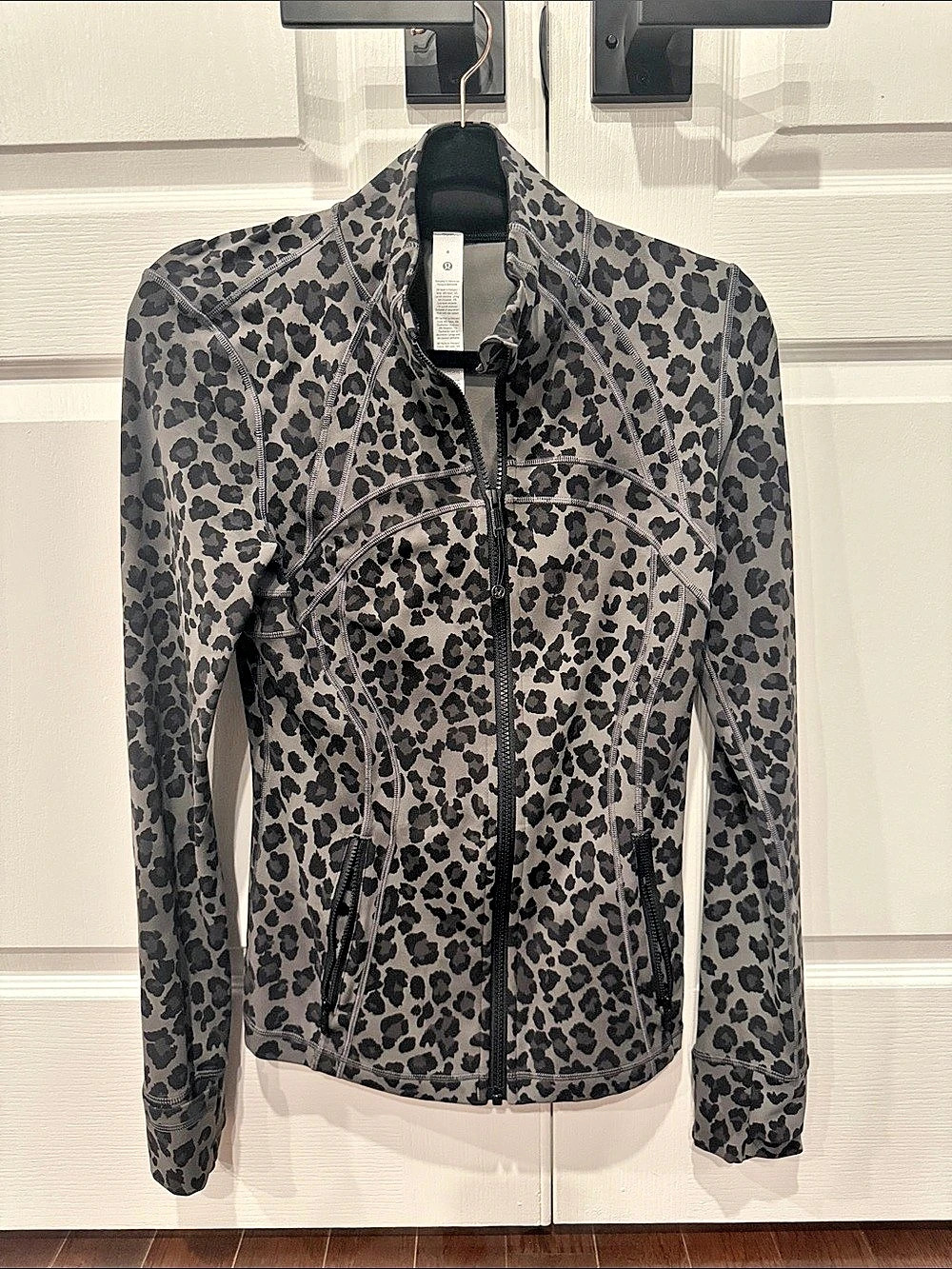 lululemon Define Jacket *Nulu  Leopard Print Size 8